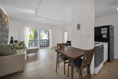 Copropriété à vendre à Miami Beach, Floride: 1 chambre, 65.03 m2 № 1241251 - photo 2