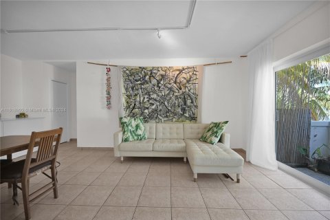 Copropriété à vendre à Miami Beach, Floride: 1 chambre, 65.03 m2 № 1241251 - photo 6