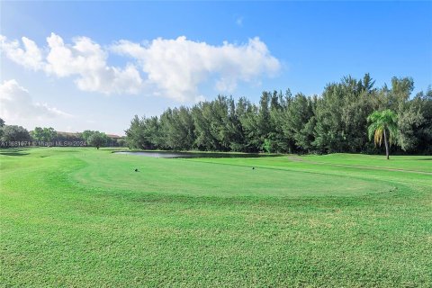 Condo in Pembroke Pines, Florida, 2 bedrooms  № 1413794 - photo 19