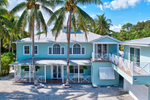 Villa ou maison à vendre à Stuart, Floride: 5 chambres, 372.72 m2 № 1036208 - photo 15