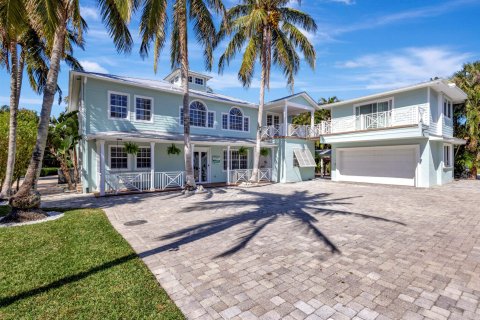 Villa ou maison à vendre à Stuart, Floride: 5 chambres, 372.72 m2 № 1036208 - photo 11