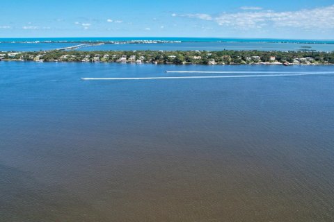 Villa ou maison à vendre à Stuart, Floride: 5 chambres, 372.72 m2 № 1036208 - photo 9