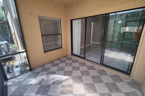 Copropriété à vendre à Orlando, Floride: 2 chambres, 86.86 m2 № 1352482 - photo 30