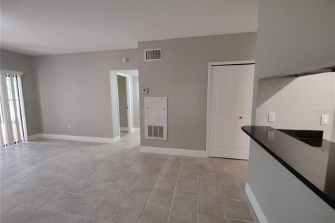 Copropriété à vendre à Orlando, Floride: 2 chambres, 86.86 m2 № 1352482 - photo 16