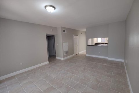 Condo in Orlando, Florida, 2 bedrooms  № 1352482 - photo 6