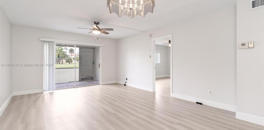 Condo à Margate, Floride, 2 chambres  № 1396305