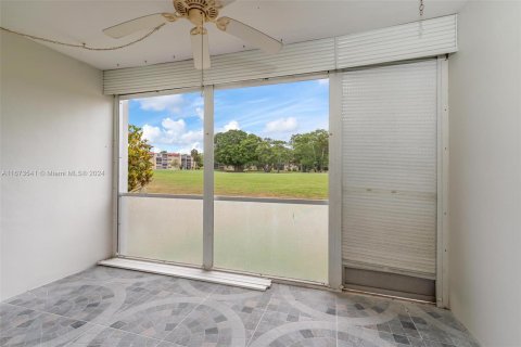 Copropriété à vendre à Margate, Floride: 2 chambres, 86.4 m2 № 1396305 - photo 18