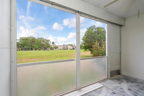 Copropriété à vendre à Margate, Floride: 2 chambres, 86.4 m2 № 1396305 - photo 5