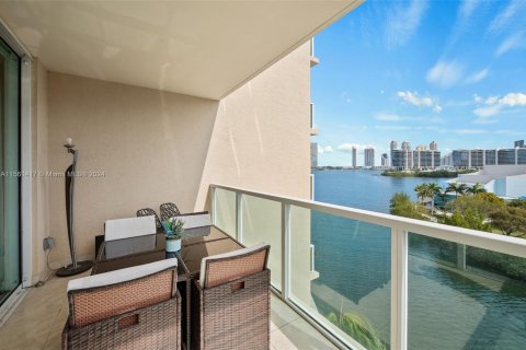 Copropriété à vendre à Aventura, Floride: 2 chambres, 169.45 m2 № 1095297 - photo 24