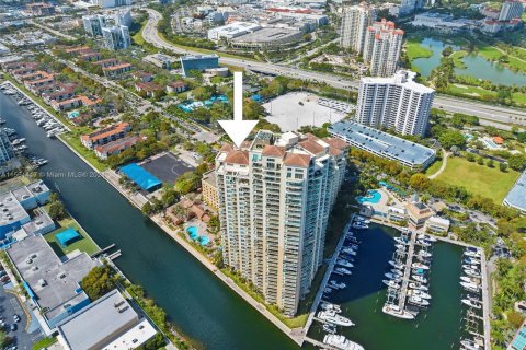 Condominio en venta en Aventura, Florida, 2 dormitorios, 169.45 m2 № 1095297 - foto 29