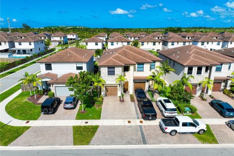 Townhouse in Homestead, Florida 3 bedrooms, 173.91 sq.m. № 1234926 - photo 3