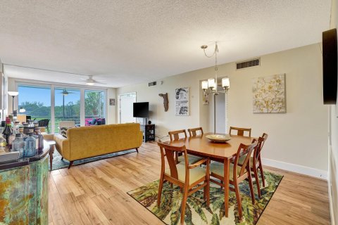 Condo in Pompano Beach, Florida, 2 bedrooms  № 1075059 - photo 16