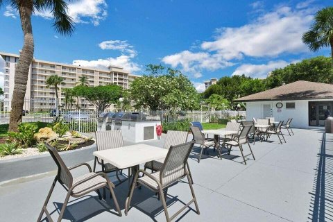 Copropriété à vendre à Pompano Beach, Floride: 2 chambres, 106.84 m2 № 1075059 - photo 4