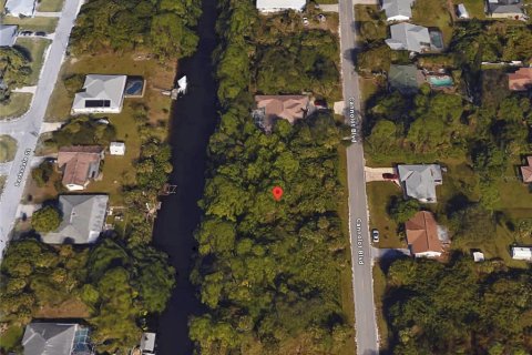 Terreno en venta en Port Charlotte, Florida № 1353179 - foto 4