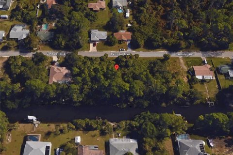 Terreno en venta en Port Charlotte, Florida № 1353179 - foto 1