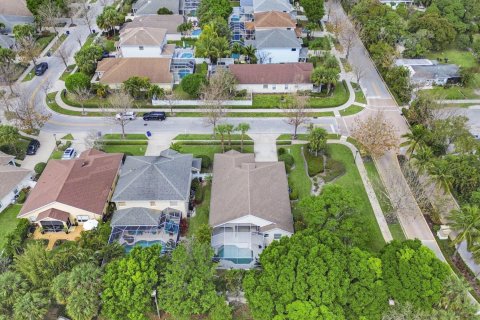 Villa ou maison à vendre à Jupiter, Floride: 4 chambres, 189.99 m2 № 1068093 - photo 1