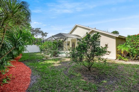 Villa ou maison à vendre à Jupiter, Floride: 4 chambres, 189.99 m2 № 1068093 - photo 2