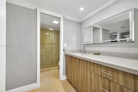 Condo in Aventura, Florida, 2 bedrooms  № 1389837 - photo 22