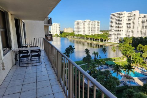 Copropriété à vendre à Aventura, Floride: 2 chambres, 112.41 m2 № 1345783 - photo 18