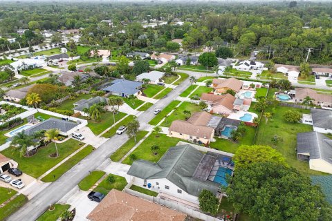 Villa ou maison à vendre à Royal Palm Beach, Floride: 4 chambres, 219.99 m2 № 1081353 - photo 2