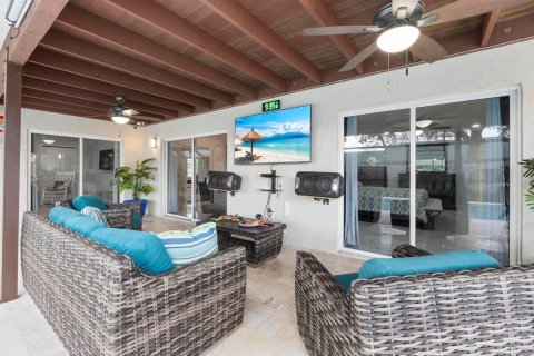Villa ou maison à vendre à Royal Palm Beach, Floride: 4 chambres, 219.99 m2 № 1081353 - photo 22