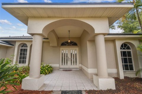 Villa ou maison à vendre à Punta Gorda, Floride: 4 chambres, 227.24 m2 № 1211101 - photo 2