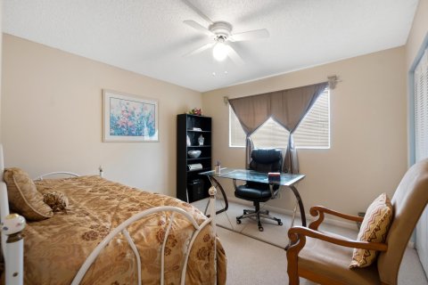 Condo in Lauderhill, Florida, 2 bedrooms  № 1075631 - photo 7