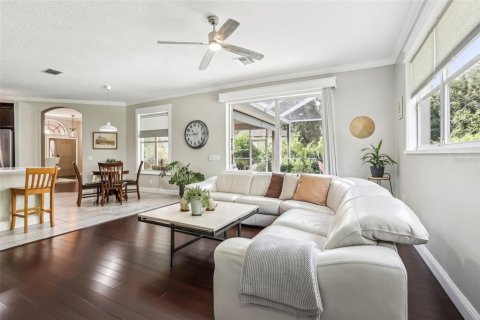 Casa en venta en Tampa, Florida, 4 dormitorios, 214.23 m2 № 1381117 - foto 9