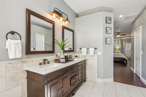 Villa ou maison à vendre à Tampa, Floride: 4 chambres, 214.23 m2 № 1381117 - photo 25