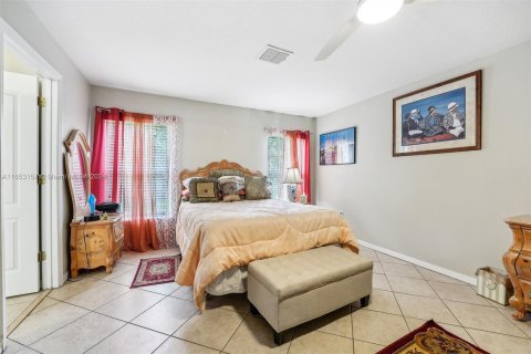 Casa en venta en Kissimmee, Florida, 4 dormitorios № 1347837 - foto 26