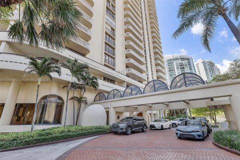 Copropriété à vendre à Aventura, Floride: 2 chambres, 140.47 m2 № 1065234 - photo 1