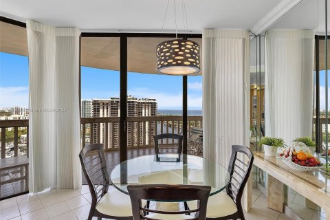 Copropriété à vendre à Aventura, Floride: 2 chambres, 140.47 m2 № 1065234 - photo 18