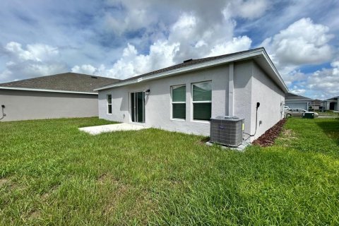 Casa en alquiler en Haines City, Florida, 3 dormitorios, 144.46 m2 № 1352291 - foto 16