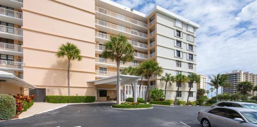 Condo in Juno Beach, Florida, 2 bedrooms  № 1223205