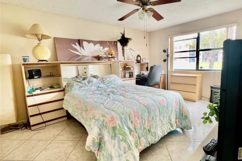 Condo in Sunrise, Florida, 2 bedrooms  № 1020172 - photo 21