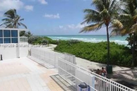 Condominio en venta en Miami Beach, Florida, 1 dormitorio, 43.66 m2 № 1356672 - foto 14