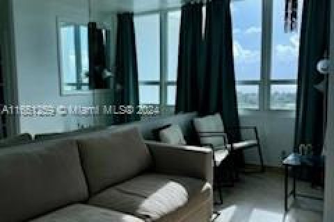 Condominio en venta en Miami Beach, Florida, 1 dormitorio, 43.66 m2 № 1356672 - foto 6