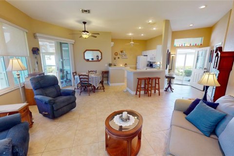 Villa ou maison à vendre à Punta Gorda, Floride: 2 chambres, 109.81 m2 № 1256658 - photo 7