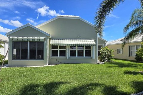 House in Punta Gorda, Florida 2 bedrooms, 109.81 sq.m. № 1256658 - photo 30