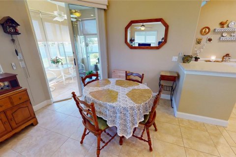 Villa ou maison à vendre à Punta Gorda, Floride: 2 chambres, 109.81 m2 № 1256658 - photo 12