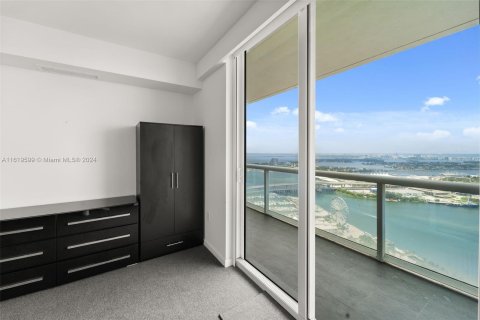 Condo in Miami, Florida, 3 bedrooms  № 1240749 - photo 12