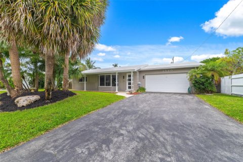 House in Oakland Park, Florida 3 bedrooms, 126.35 sq.m. № 1207985 - photo 16