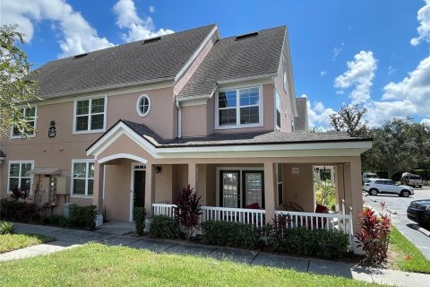 House in Orlando, Florida 2 bedrooms, 116.69 sq.m. № 1402220 - photo 2