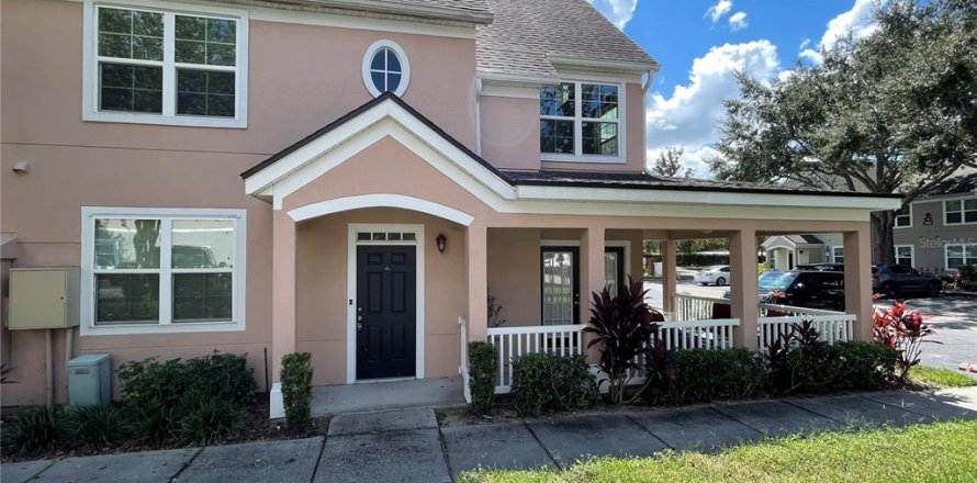 House in Orlando, Florida 2 bedrooms, 116.69 sq.m. № 1402220