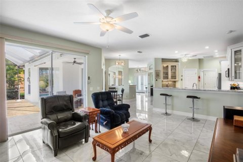 Casa en venta en Sarasota, Florida, 3 dormitorios, 199.93 m2 № 1392848 - foto 9