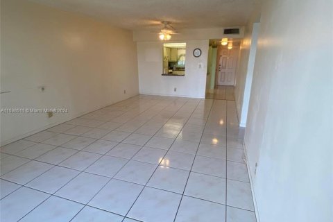 Condominio en venta en Davie, Florida, 2 dormitorios, 105.91 m2 № 1029191 - foto 4