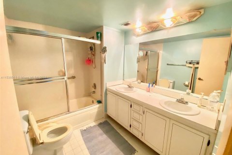 Condominio en venta en Davie, Florida, 2 dormitorios, 105.91 m2 № 1029191 - foto 6