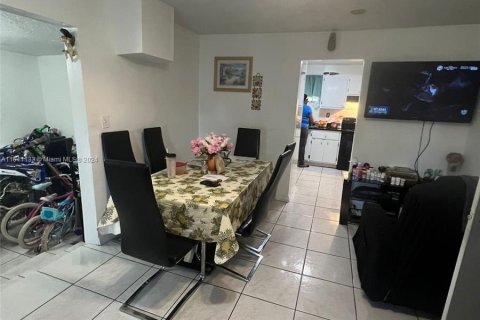 Casa en venta en Miami, Florida, 3 dormitorios, 101.82 m2 № 1241666 - foto 15