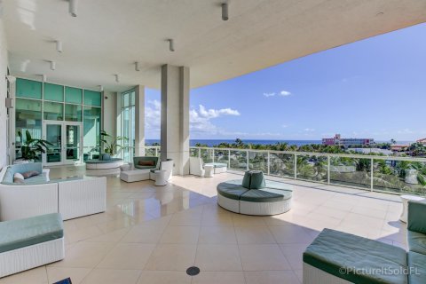 Copropriété à vendre à Pompano Beach, Floride: 2 chambres, 288.28 m2 № 1068294 - photo 7