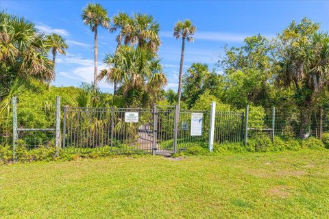 Townhouse in Stuart, Florida 2 bedrooms, 119.66 sq.m. № 1068331 - photo 16